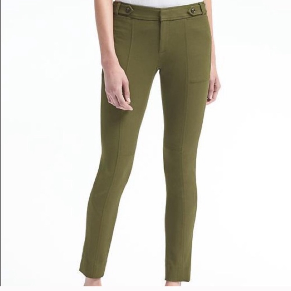 Banana Republic Cropped “Sloan” Pants. Size 4